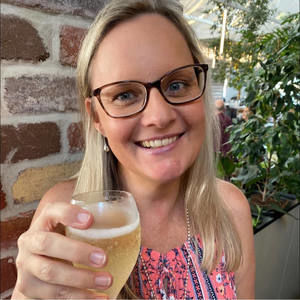 Meet your Posher, Danielle